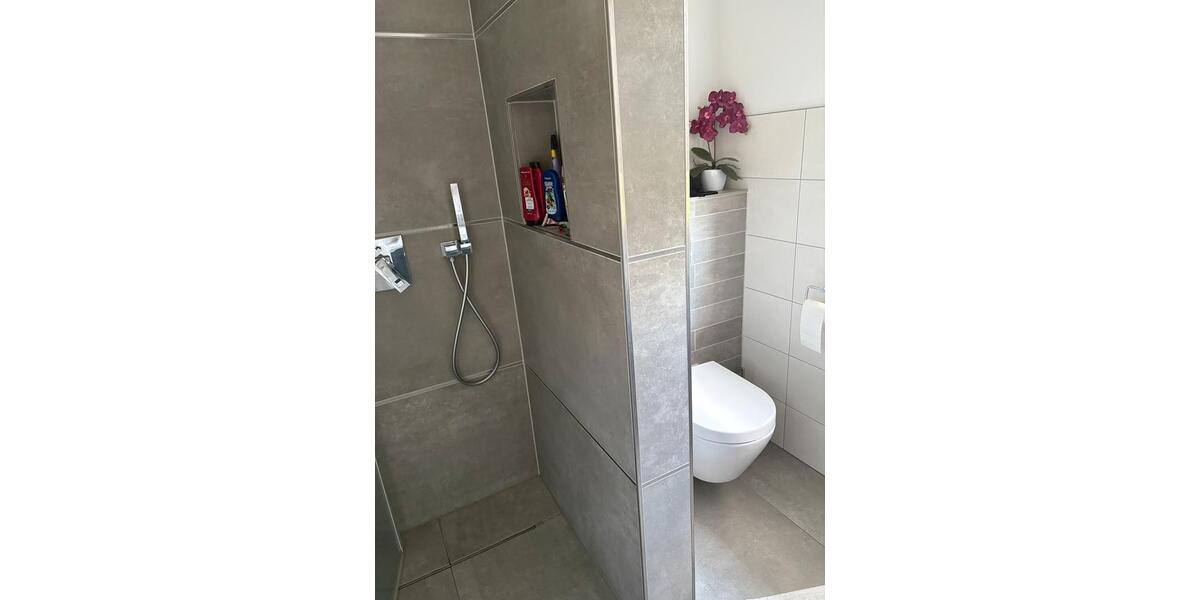 Einfamilienhaus Bergneustadt - 7 Zimmer, 240 m&sup2;, 570.000&euro; | Angebot:26326060