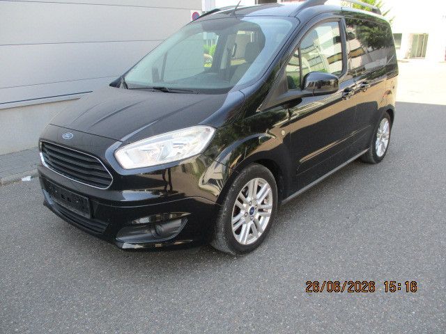 Ford Tourneo Courier 129.015 km 4.950 &euro; Stuttgart 70597
