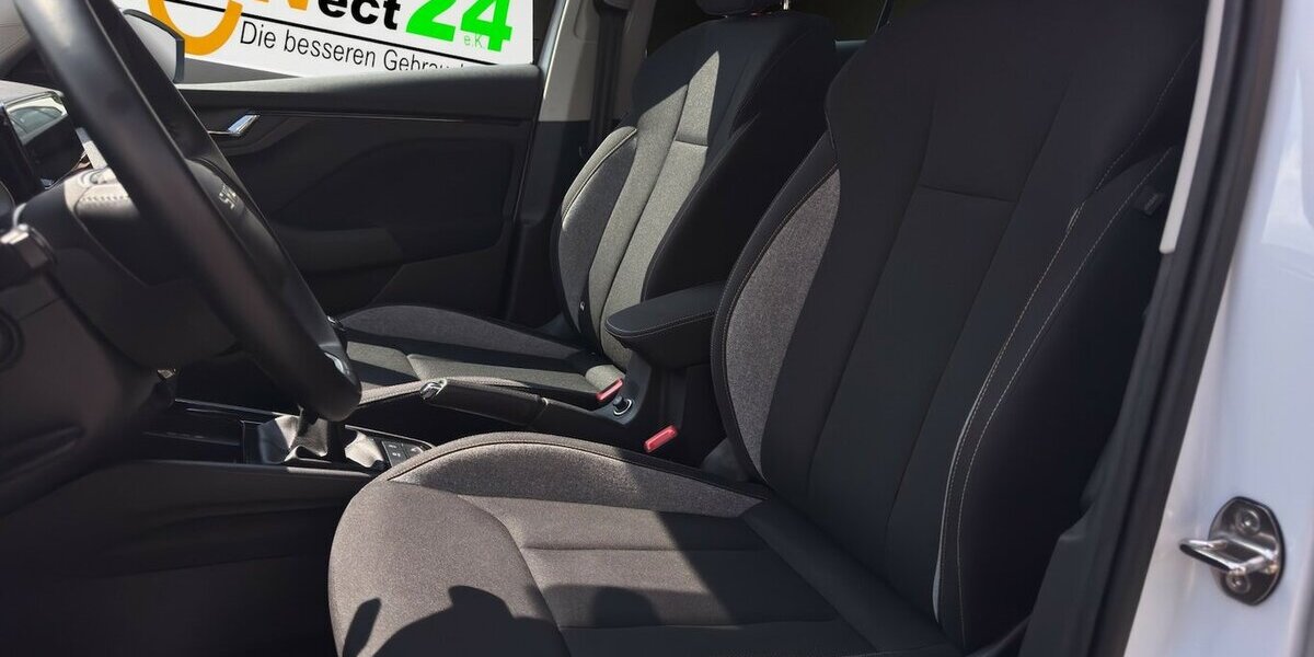 Skoda Kamiq 1.0 TSi Selection Black *Sitzhzg/Kamera/LED/ 19.211 km 21.490 &euro; Bamberg 96052