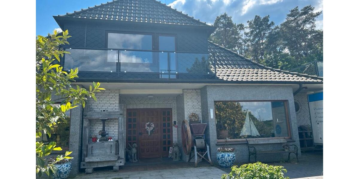 Einfamilienhaus Hanstedt - 12 Zimmer, 400 m&sup2;, 3.500&euro; | Angebot:26181393