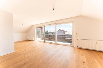 Wohnung Roth - 3 Zimmer, 94 m&sup2;, 1.350&euro; | Angebot:27596881