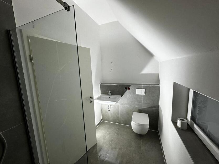 Saniertes Einfamilienhaus in Dortmund-Derne Wärmepumpe FBH zimmer