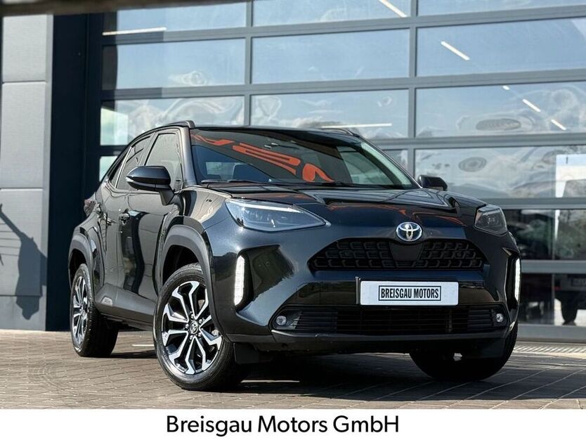 Yaris