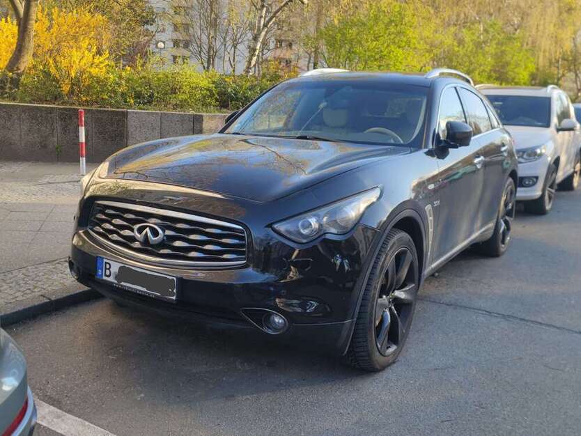 INFINITI FX 214.000 km 10.999 € Berlin 12351