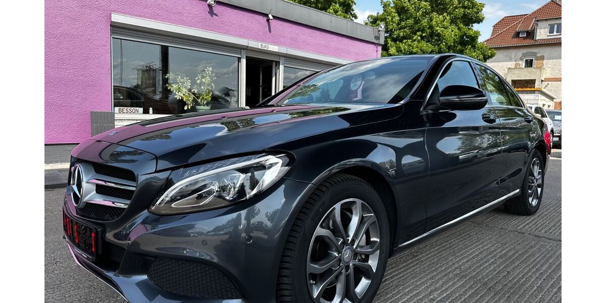 Mercedes-Benz C 250 89.070 km 22.480 € Kabelsketal OT Gröbers 06184