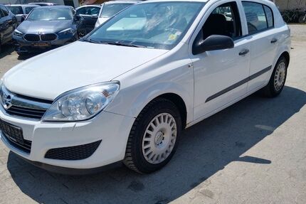 Opel Astra 183.000 km 1.100 &euro; Diepoldshofen 88299