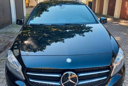 Mercedes-Benz A 180 59.600 km 13.500 € Memmelsdorf 96117