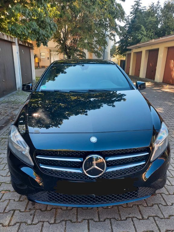 Mercedes-Benz A 180 59.600 km 13.500 € Memmelsdorf 96117