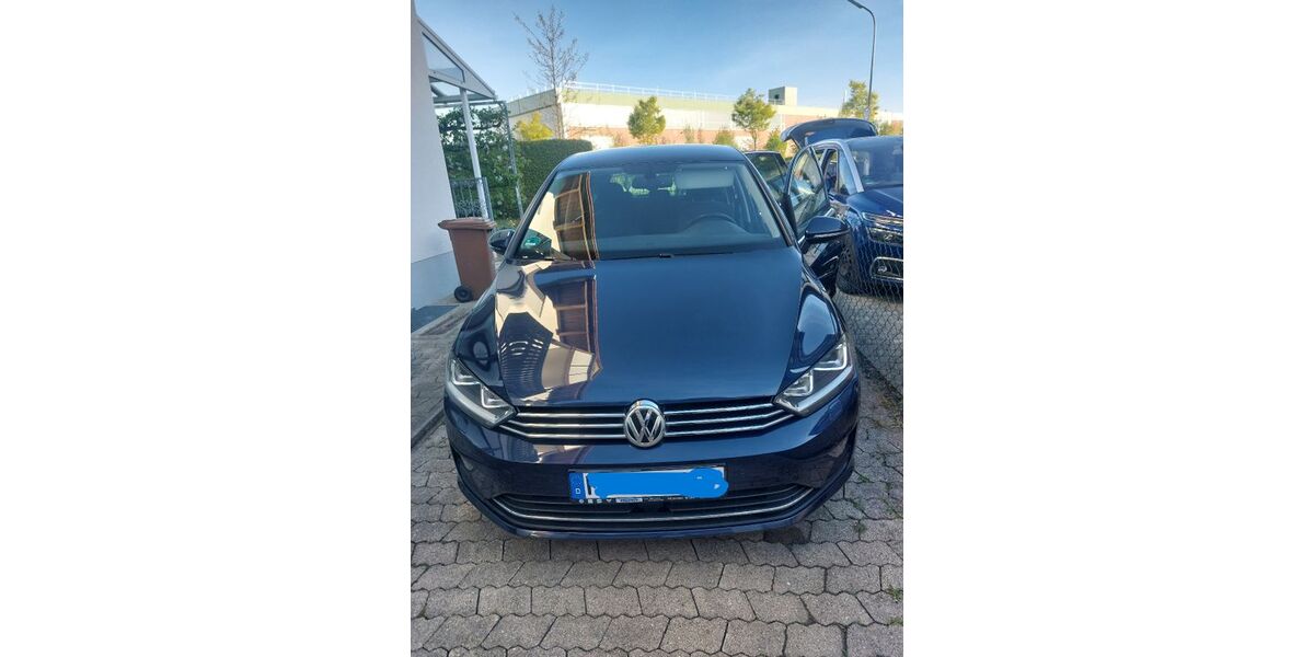 VW Golf Sportsvan 64.585 km 12.900 &euro; München 80997