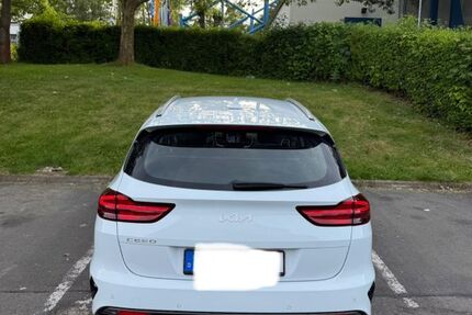 Kia ceed / Ceed 82.000 km 21.000 &euro; Hermsdorf 07629