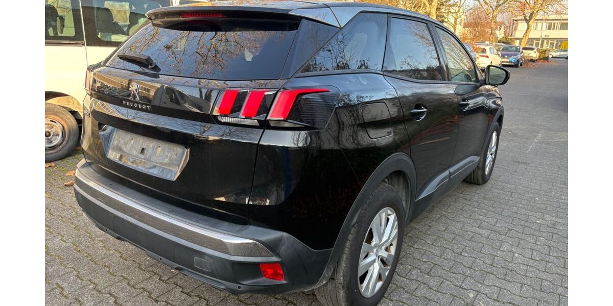 Peugeot 3008 208.975 km 11.781 € Frankfurt am Main 60389