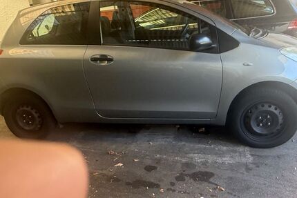 Toyota Yaris 195.000 km 1.900 &euro; Stuttgart 70327