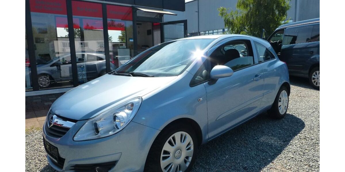 Opel Corsa 29.000 km 3.950 &euro; Lübeck 23560