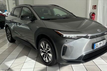 Toyota bZ4X 15.000 km 35.900 &euro; Siegburg 53721