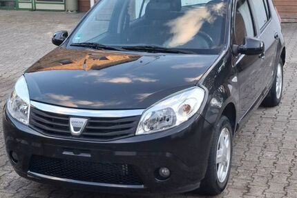 Dacia Sandero 101.500 km 2.300 &euro; Höringen 67724