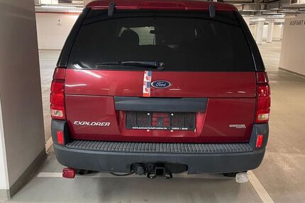 Ford Explorer 190.000 km 6.800 € Schwalbach 65843