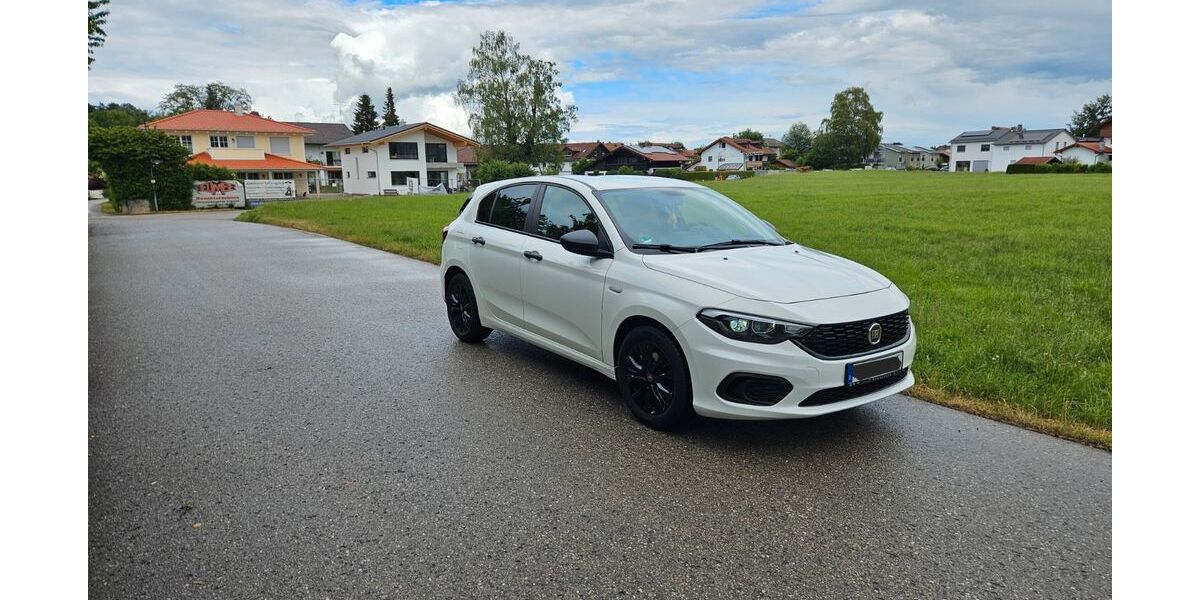 Fiat Tipo 78.000 km 10.300 &euro; Bruckmühl 83052