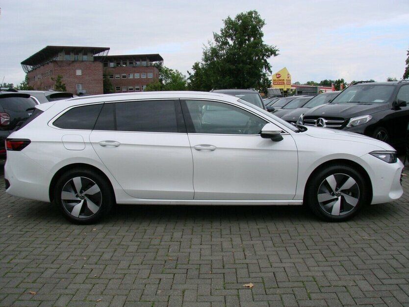 Passat Variant 1.5eTSI Business 360° IQ.DRIVE ACC