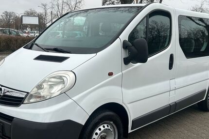 Opel Vivaro 232.000 km 5.197 &euro; Rüsselsheim 65428
