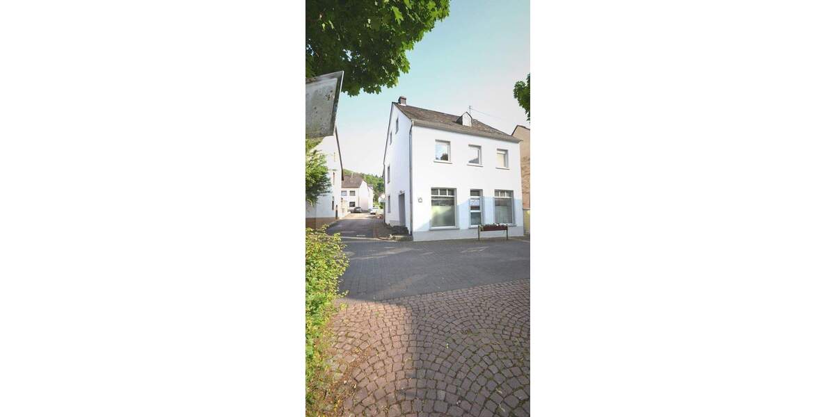 Mehrfamilienhaus, Wohnhaus Kenn - 5 Zimmer, 147 m&sup2;, 249.000&euro; | Angebot:26908914