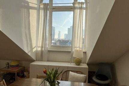 Wohnung Frankfurt am Main Bockenheim - 3 Zimmer, 80 m&sup2;, 1.400&euro; | Angebot:25631611