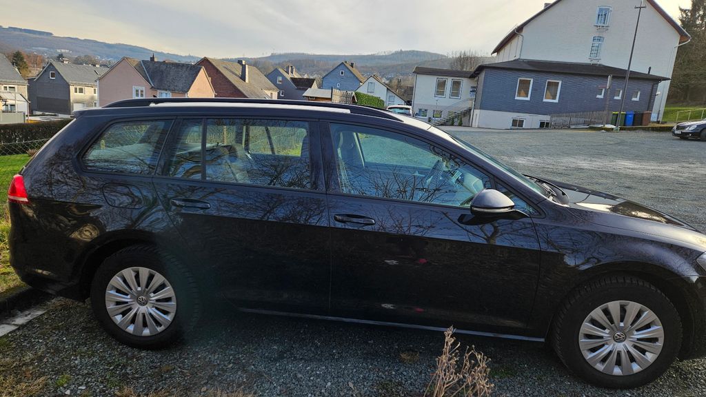 VW Golf 180.000 km 10.500 &euro; burbach 57299