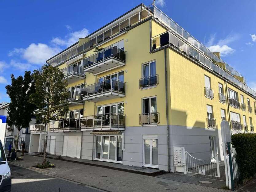 Wohnung zum Mieten in Bad-Neuenahr 1.090 € 104.85 m² 3 zimmer