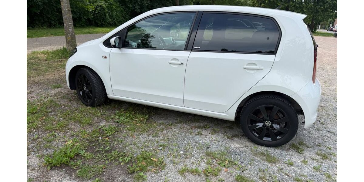 Skoda Citigo 103.000 km 6.500 &euro; Berlin 12527