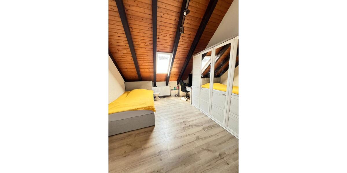 Maisonettenwohnung Kirchardt - 6 Zimmer, 170 m&sup2;, 1.300&euro; | Angebot:26664676