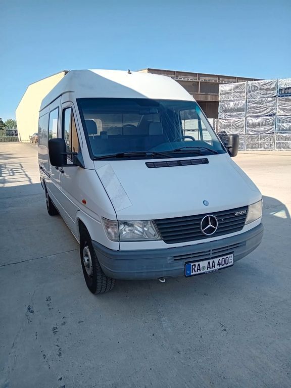 Mercedes-Benz Sprinter 155.400 km 7.000 € Rastatt 76437
