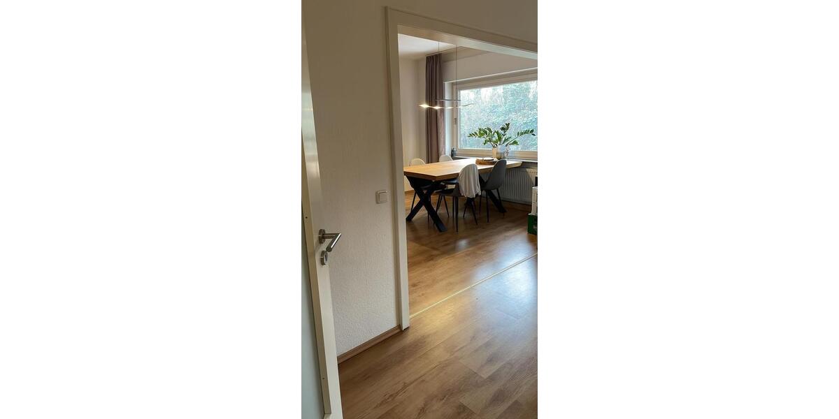 Etagenwohnung Hüllhorst - 3.5 Zimmer, 110 m&sup2;, 1.265&euro; | Angebot:26423119