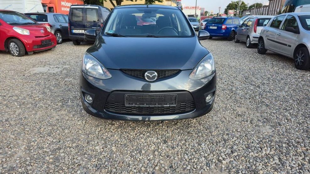 Mazda 2 174.000 km 2.950 € Bonn 53227