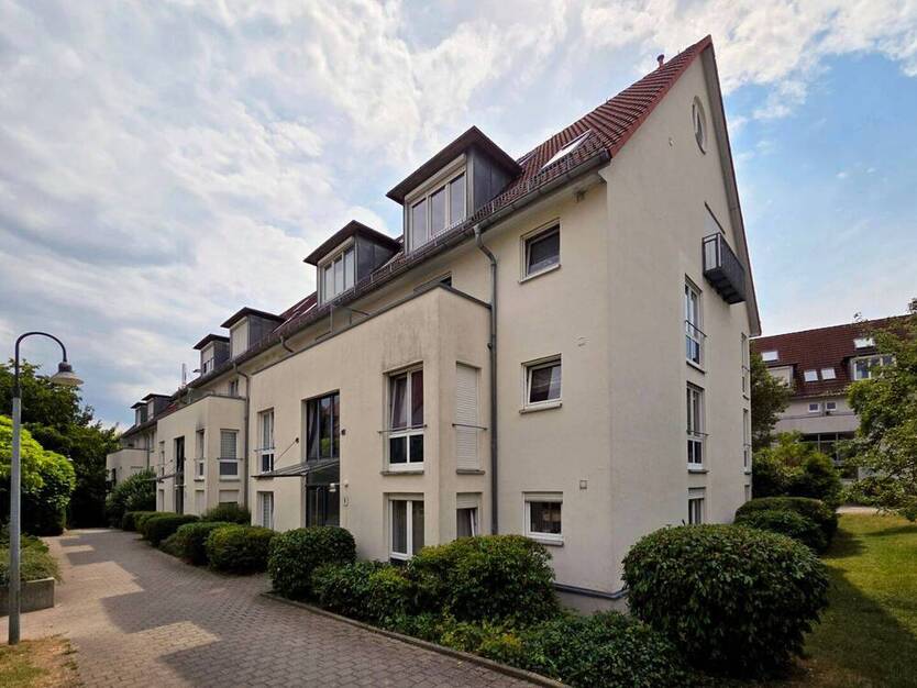 Hübsche ZweiZimmerwohnung vor den Toren Dresdens