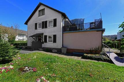 Haus Schopfheim Fahrnau - 7 Zimmer, 178 m&sup2;, 499.000&euro; | Angebot:26205184