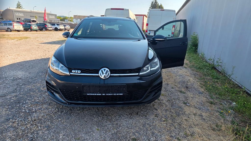VW Golf 196.000 km 12.799 &euro; WITTLICH 54516