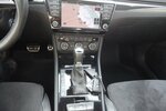 Superb Sportline4x4 Navi PanoSdach BiXenon Leder