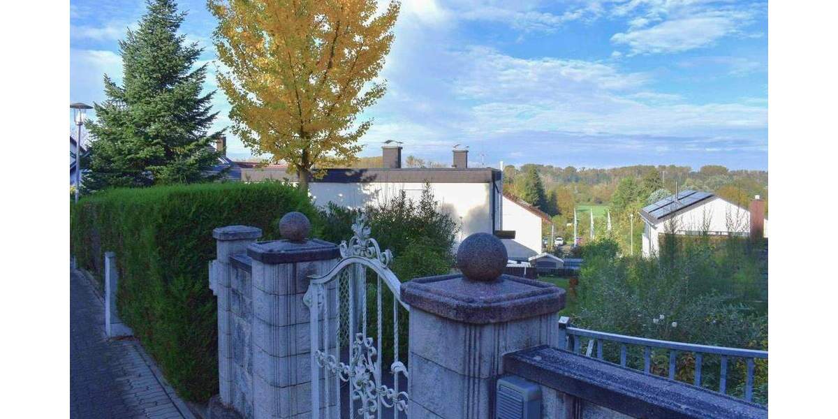 Doppelhaushälfte Bruchsal Untergrombach - 6 Zimmer, 209 m&sup2;, 498.000&euro; | Angebot:24973971