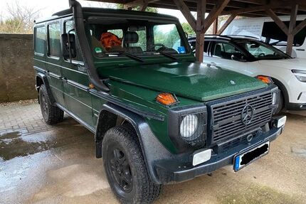 Mercedes G 300