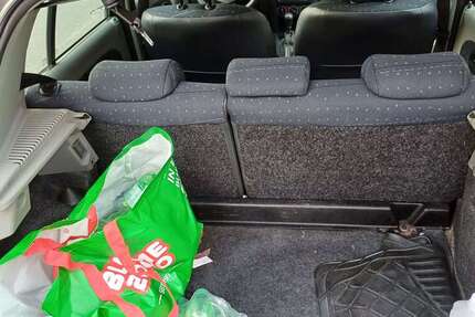 Renault Clio 152.500 km 700 € Duisburg 47053