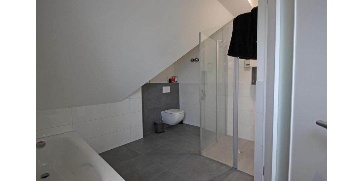 Maisonettenwohnung Weyhe - 4 Zimmer, 123 m&sup2;, 1.400&euro; | Angebot:26017551