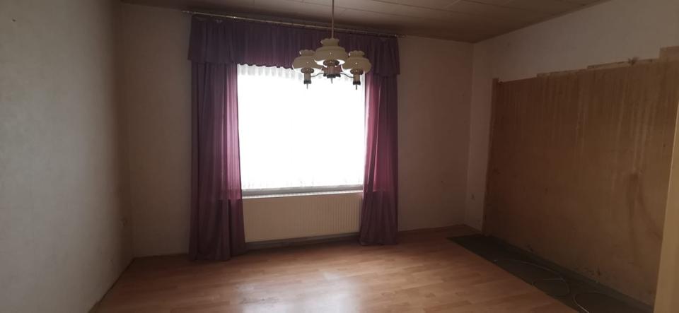 Einfamilienhaus Annaburg - 6 Zimmer, 120 m&sup2;, 100.000&euro; | Angebot:26857373