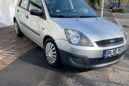 Ford Fiesta 216.454 km 1.150 &euro; Bonn 53227