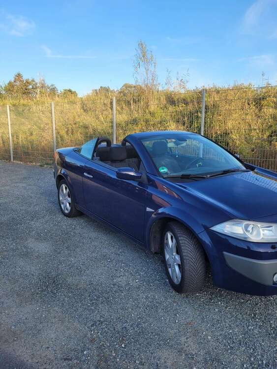 Renault Megane 97.500 km 3.150 € Wilhelmshaven 26389