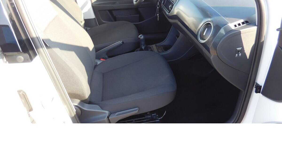 VW up! 1.0 Move MPI BMT 4Trg Klima Radio 5.500 km 12.690 &euro; Vordorf 38533