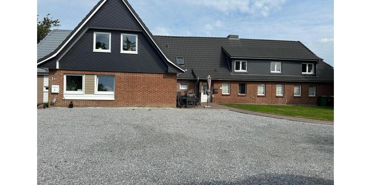 Dachgeschoßwohnung Langenhorn - 3 Zimmer, 100 m&sup2;, 780&euro; | Angebot:25405780