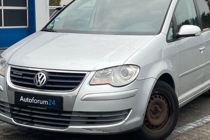 VW Touran 312.000 km 2.999 € Jülich 52428