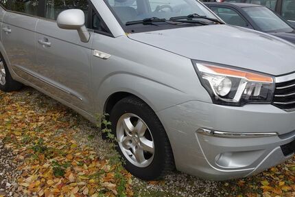 SsangYong Rodius 129.400 km 7.950 &euro; Neumarkt/OPf 92318