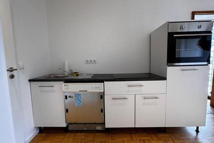 35m² 2 Zimmer, Küche, Bad Wohnung mit Parkett in Much Alefeld zimmer