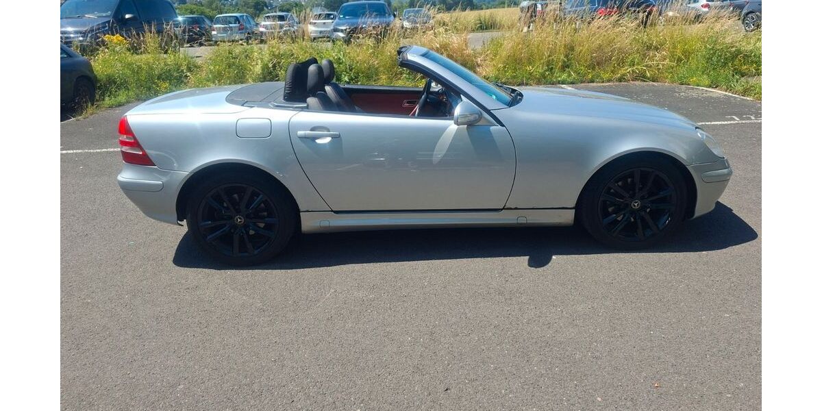 Mercedes-Benz SLK 200 153.000 km 2.500 &euro; Taunusstein 65232
