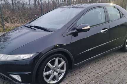 Honda Civic 291.000 km 1.500 &euro; Kriegsfeld 67819